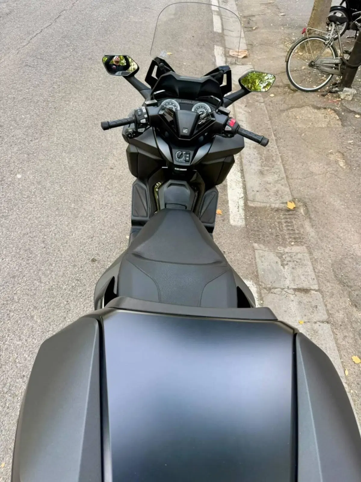 Honda Forza 350 Deluxe (2022 - 24) (6)