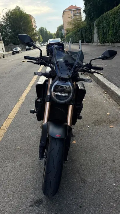 Honda CB 650 R E-Clutch (2024 - 26) usata