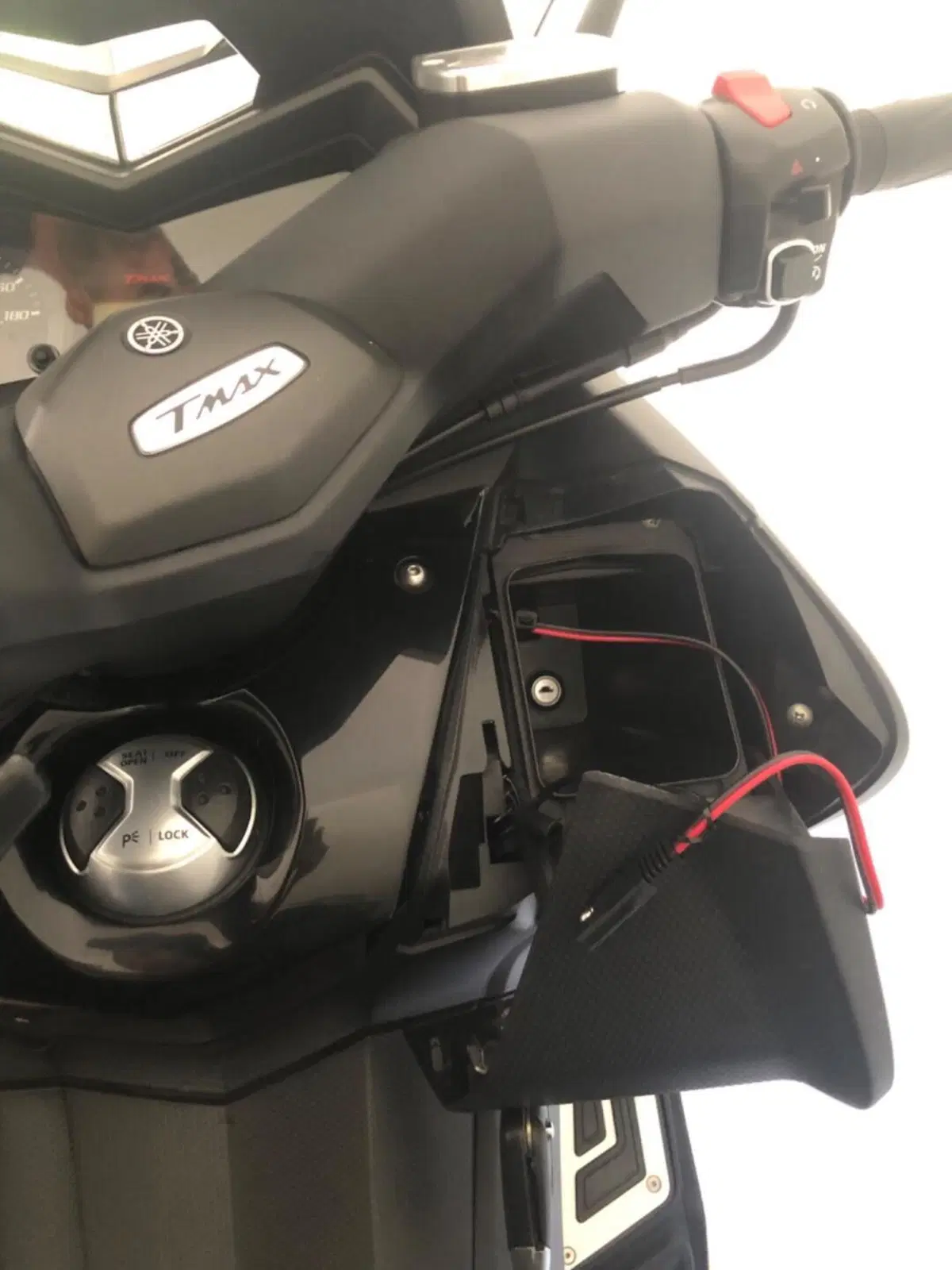 Yamaha T-Max 530 ABS (2015 - 17) (8)