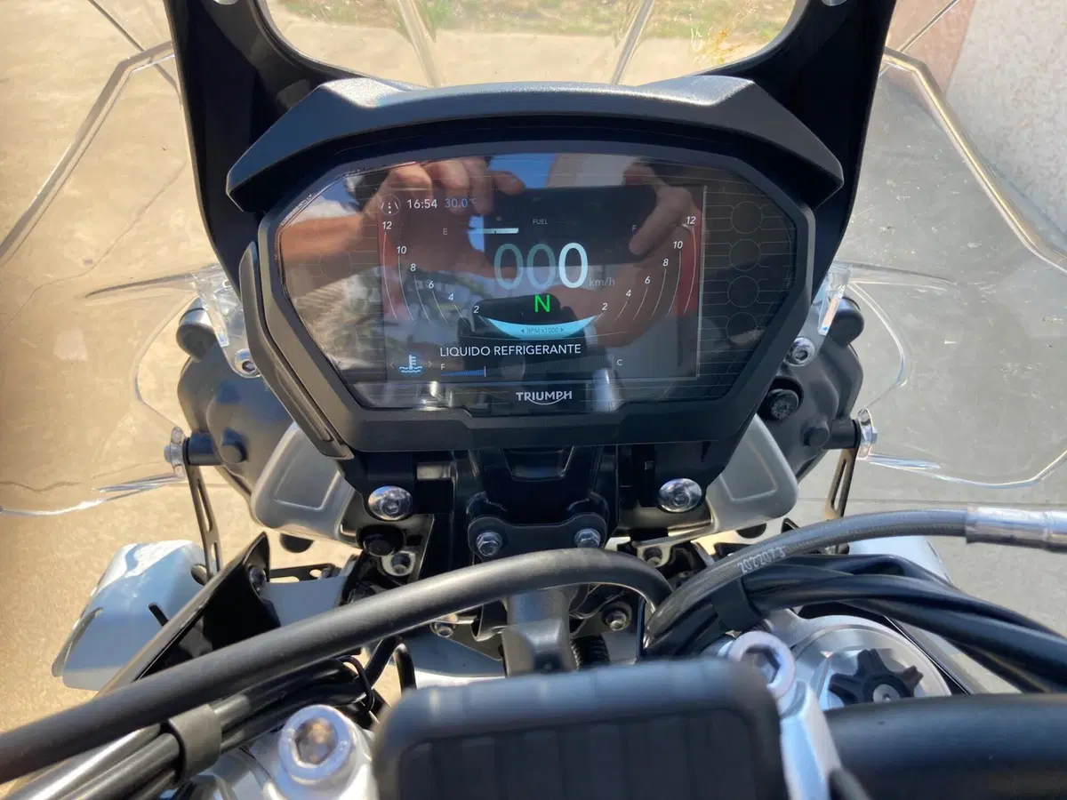 Triumph Tiger 800 XRt (2018 - 20) (2)