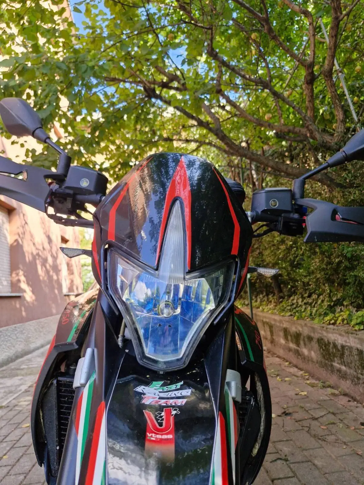 Aprilia Dorsoduro 750 (2009 - 14) (11)