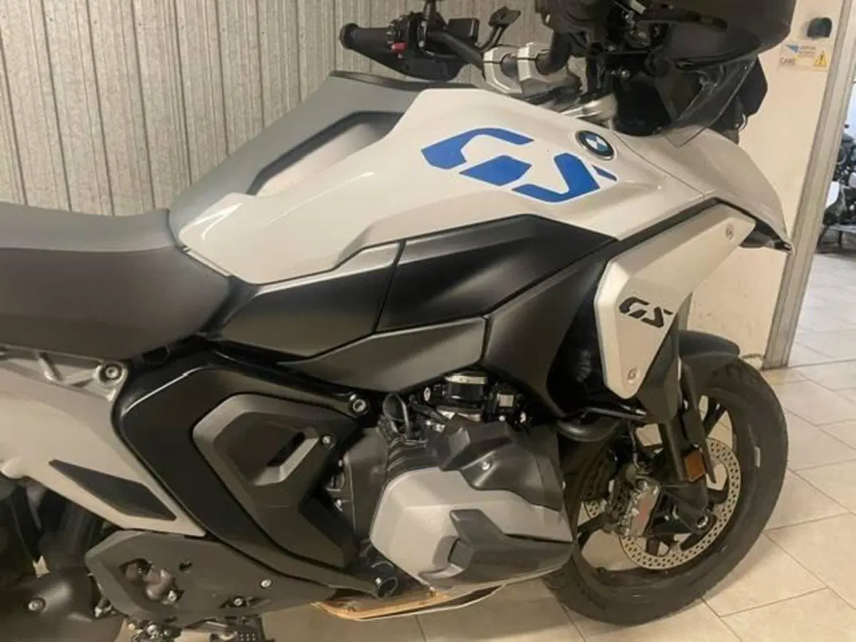 Bmw R 1300 GS (2023 - 26) (3)