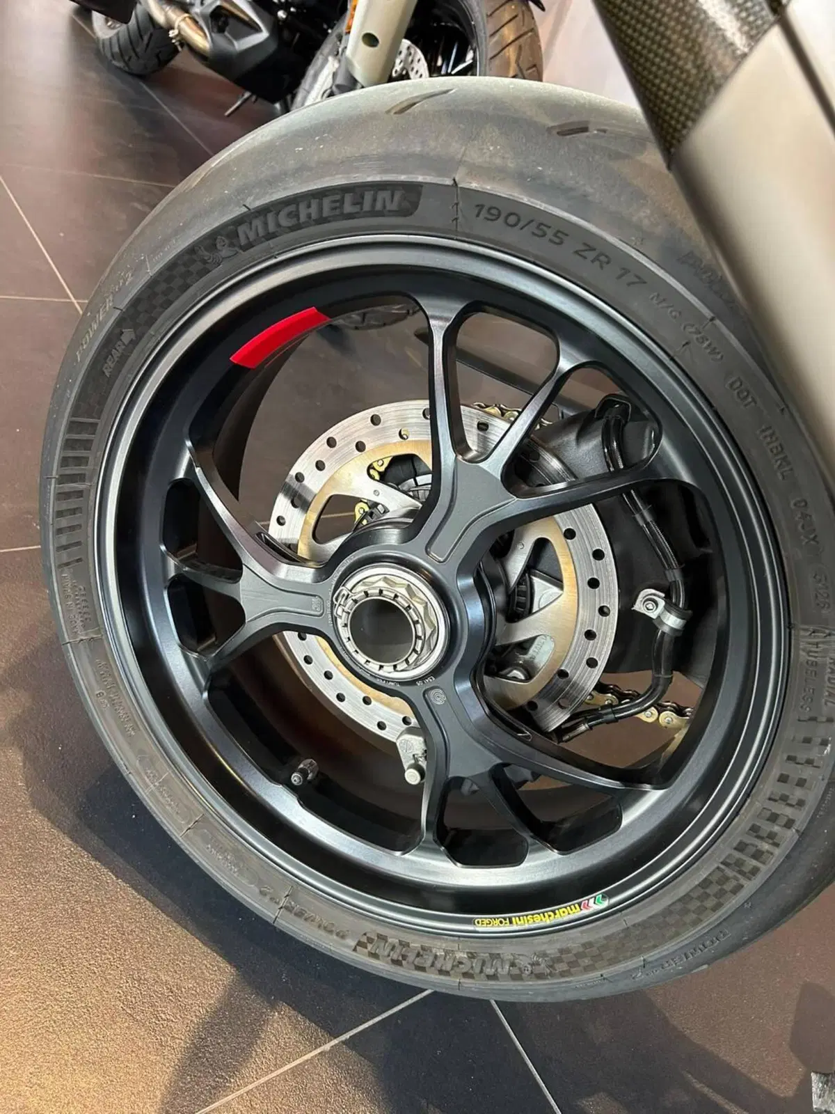 Ducati Multistrada V4 Pikes Peak (2021 - 24) (16)