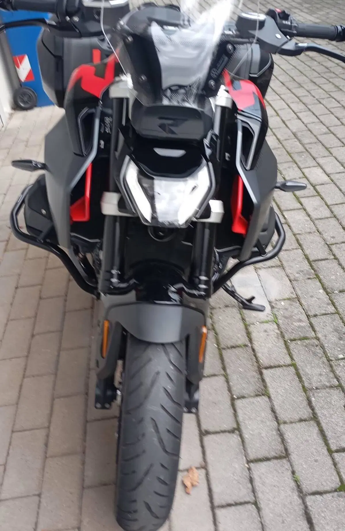 Bmw R 1300 R (2026 - 27) (4)