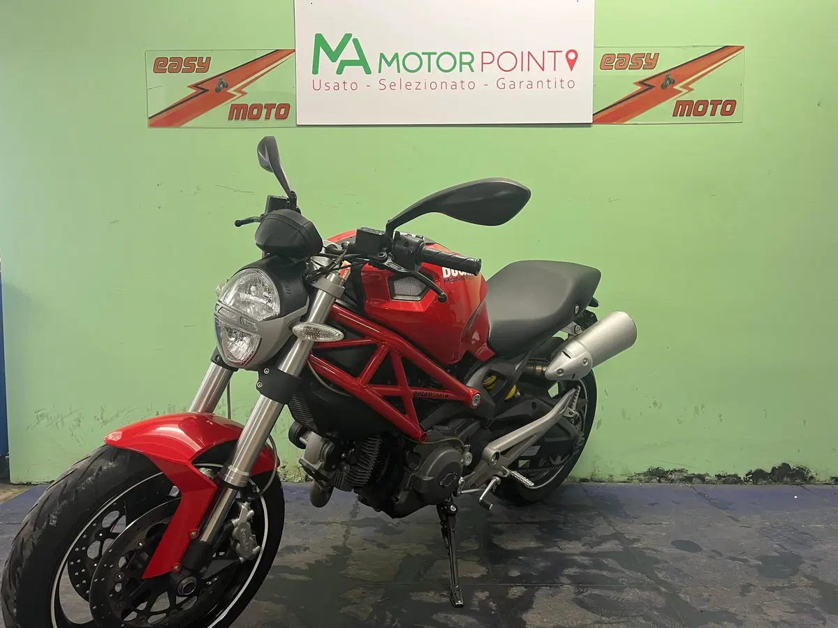 Ducati Monster 696 (2008 - 13) (2)