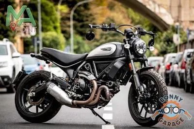 Ducati Scrambler 800 Icon Dark (2021 - 22) usata