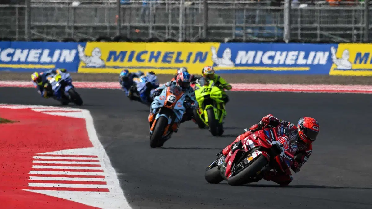 MotoGP, le foto più belle della gara e del weekend in Indonesia! [GALLERY] (14)
