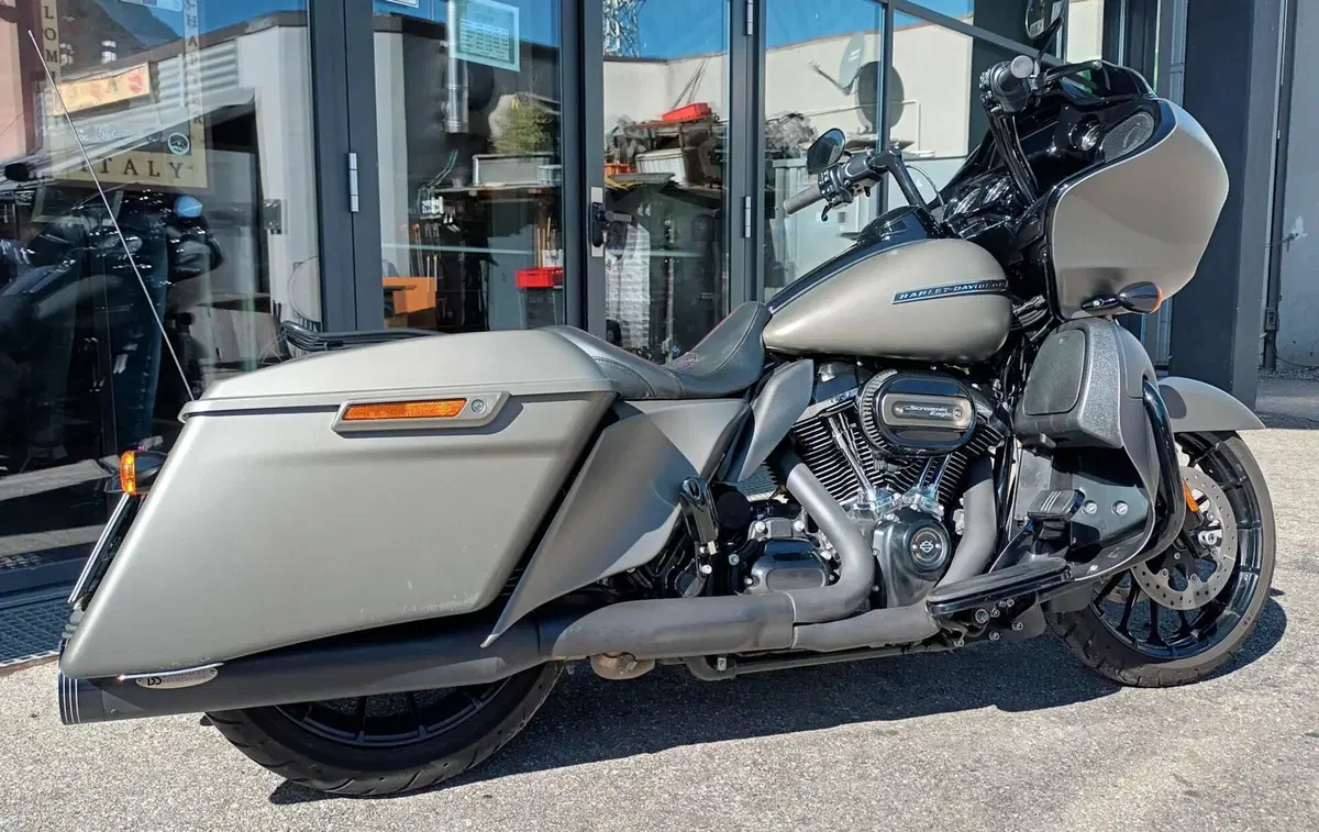 Harley-Davidson 114 Road Glide Special (2019 - 20) - FLTRXS