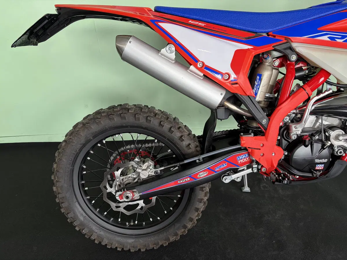 Betamotor RR 125 2T Enduro Race (2025) (12)