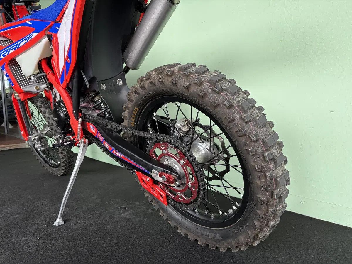 Betamotor RR 125 2T Enduro Race (2025) (19)
