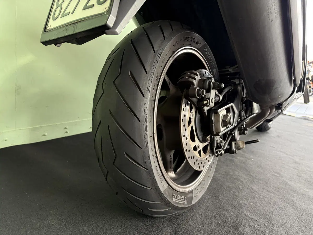 Yamaha T-Max 530 ABS (2012 - 14) (19)