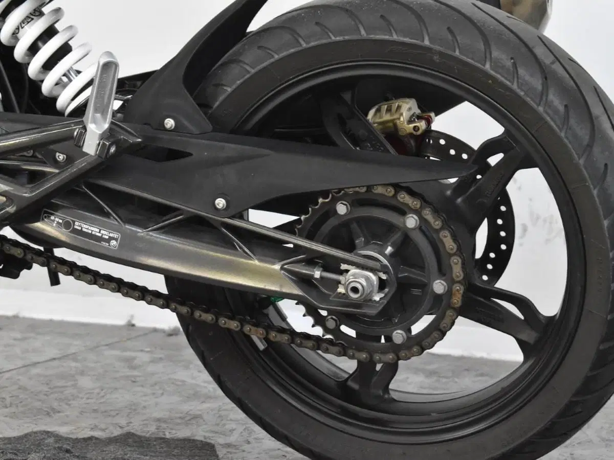 Bmw G 310 R (2021 - 25) (18)