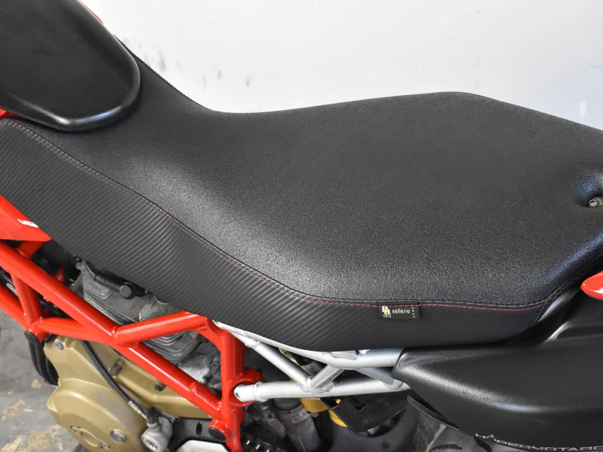 Ducati Hypermotard 1100 (2007 - 09) (17)