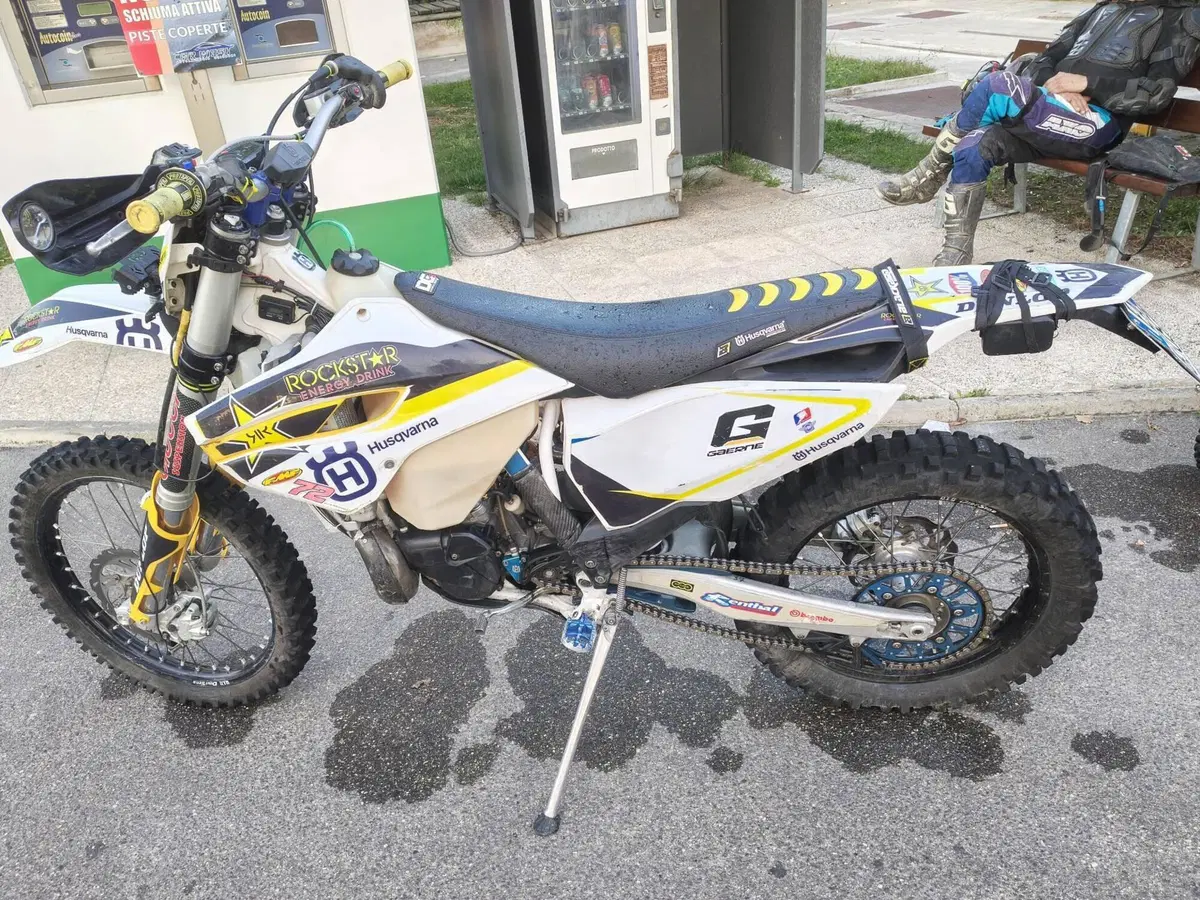 Husqvarna TE 250 (2015) (2)
