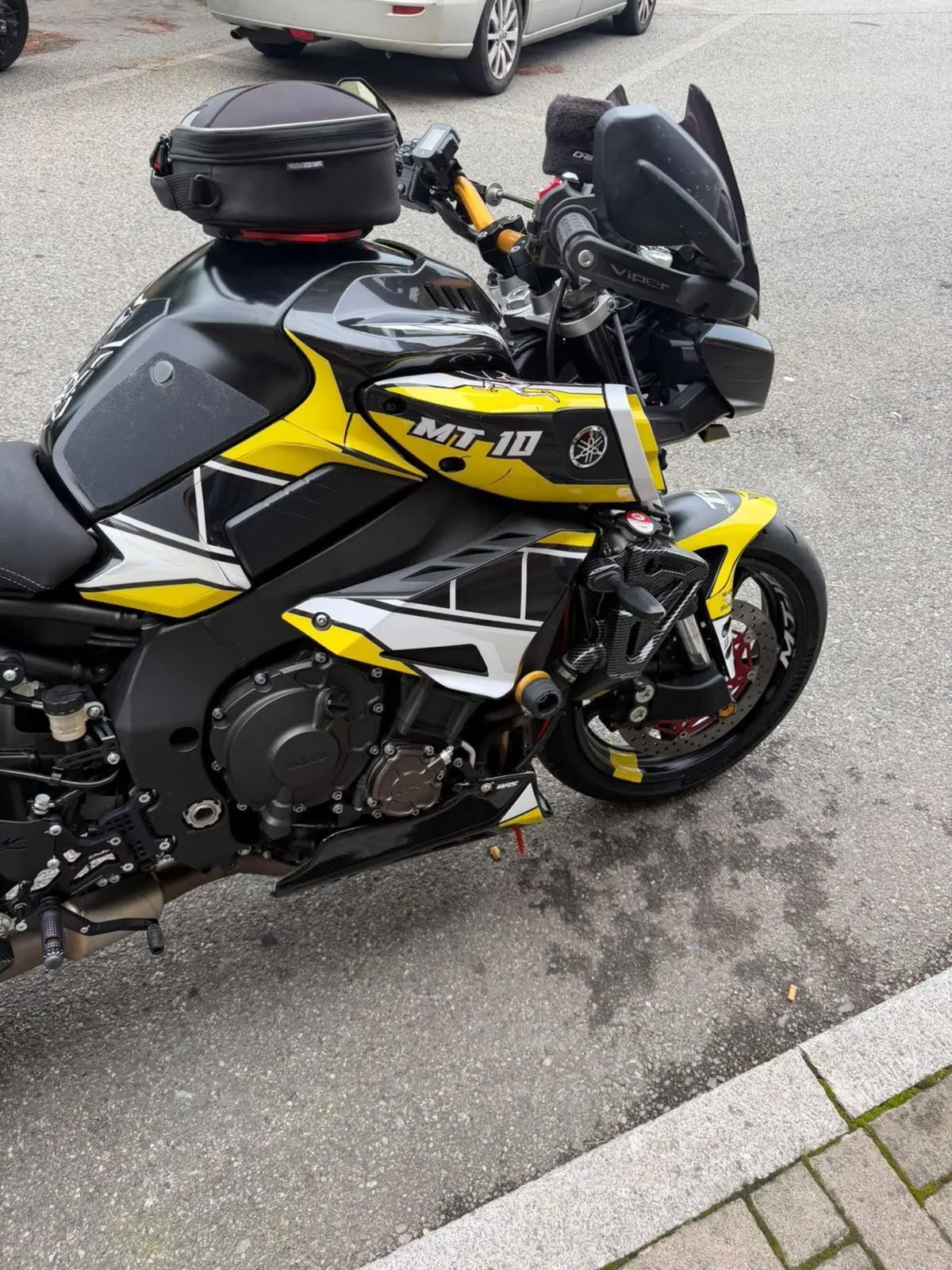 Yamaha MT-10 ABS (2016 - 17) (4)