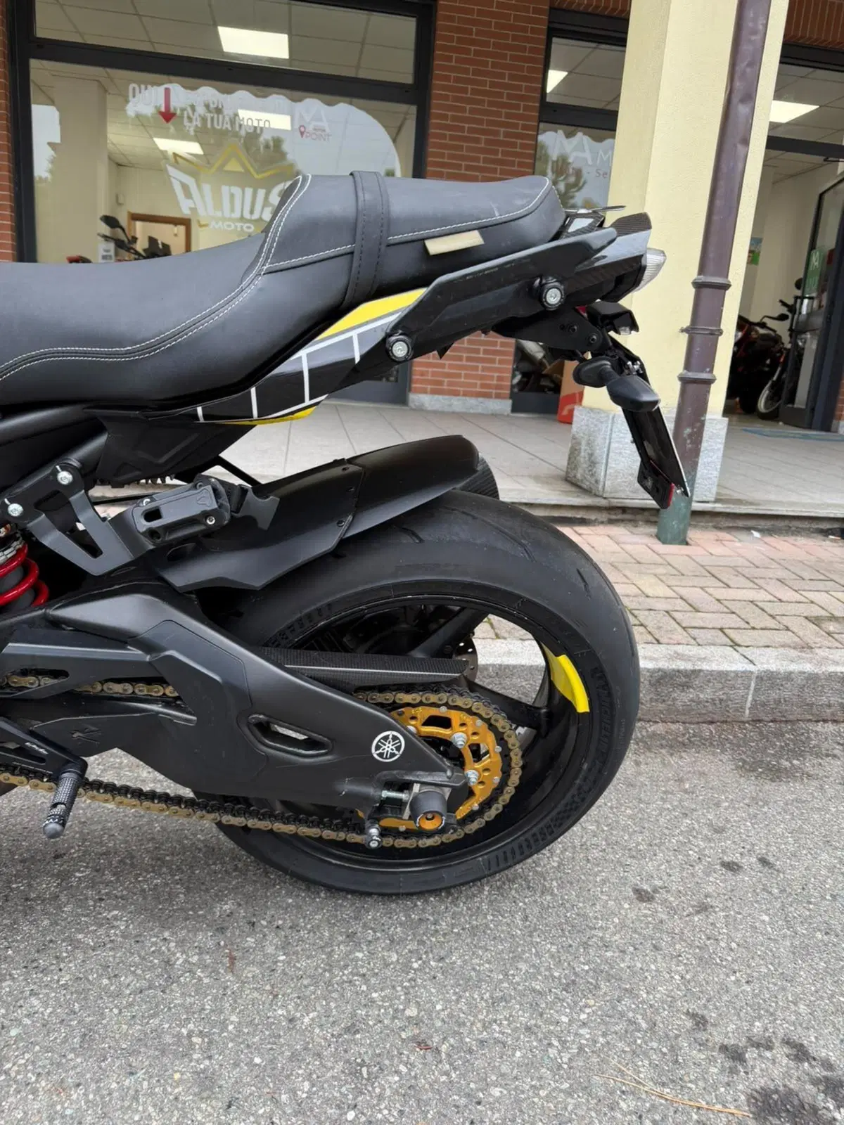 Yamaha MT-10 ABS (2016 - 17) (7)