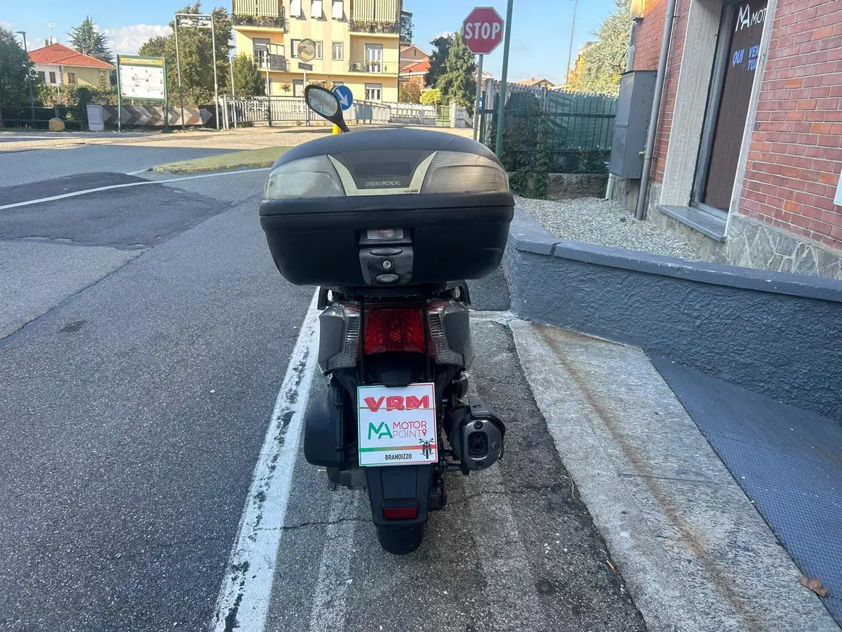 Kymco G-Dink 300i (2011 - 17) (5)