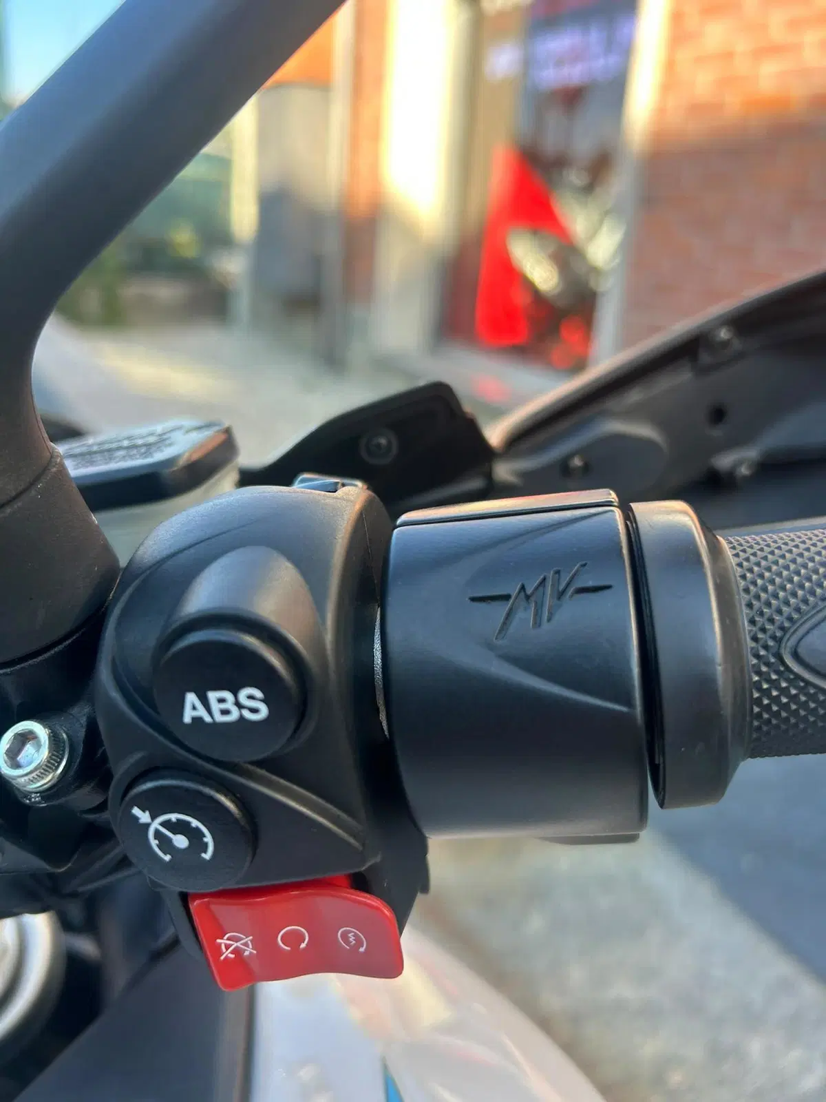 MV Agusta Turismo Veloce 800 Lusso SCS (2017 - 20) (6)