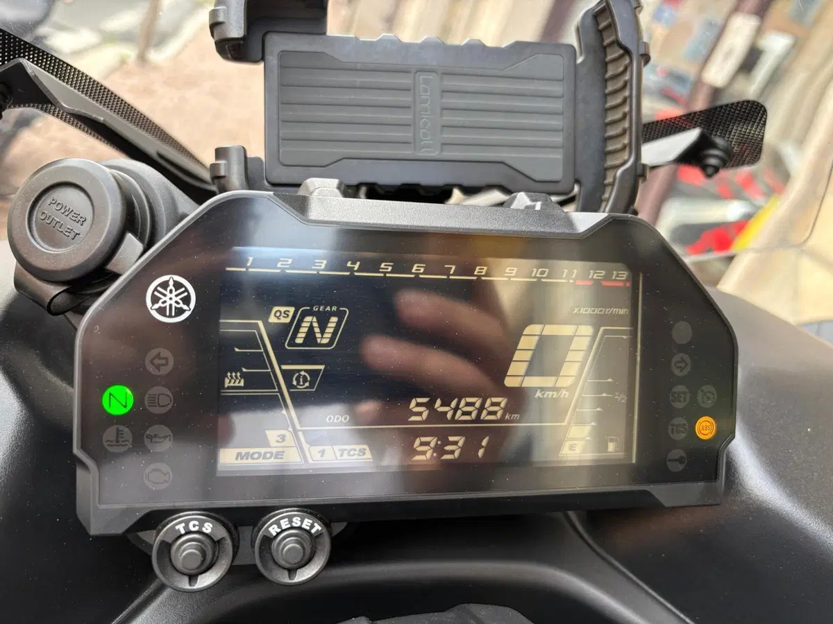 Yamaha Niken 850 GT (2019 - 20) (9)