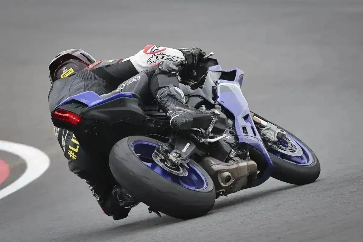 Yamaha R9 Cup: nasce il trofeo con la tre cilindri che tutti vogliono guidare [GALLERY] (4)