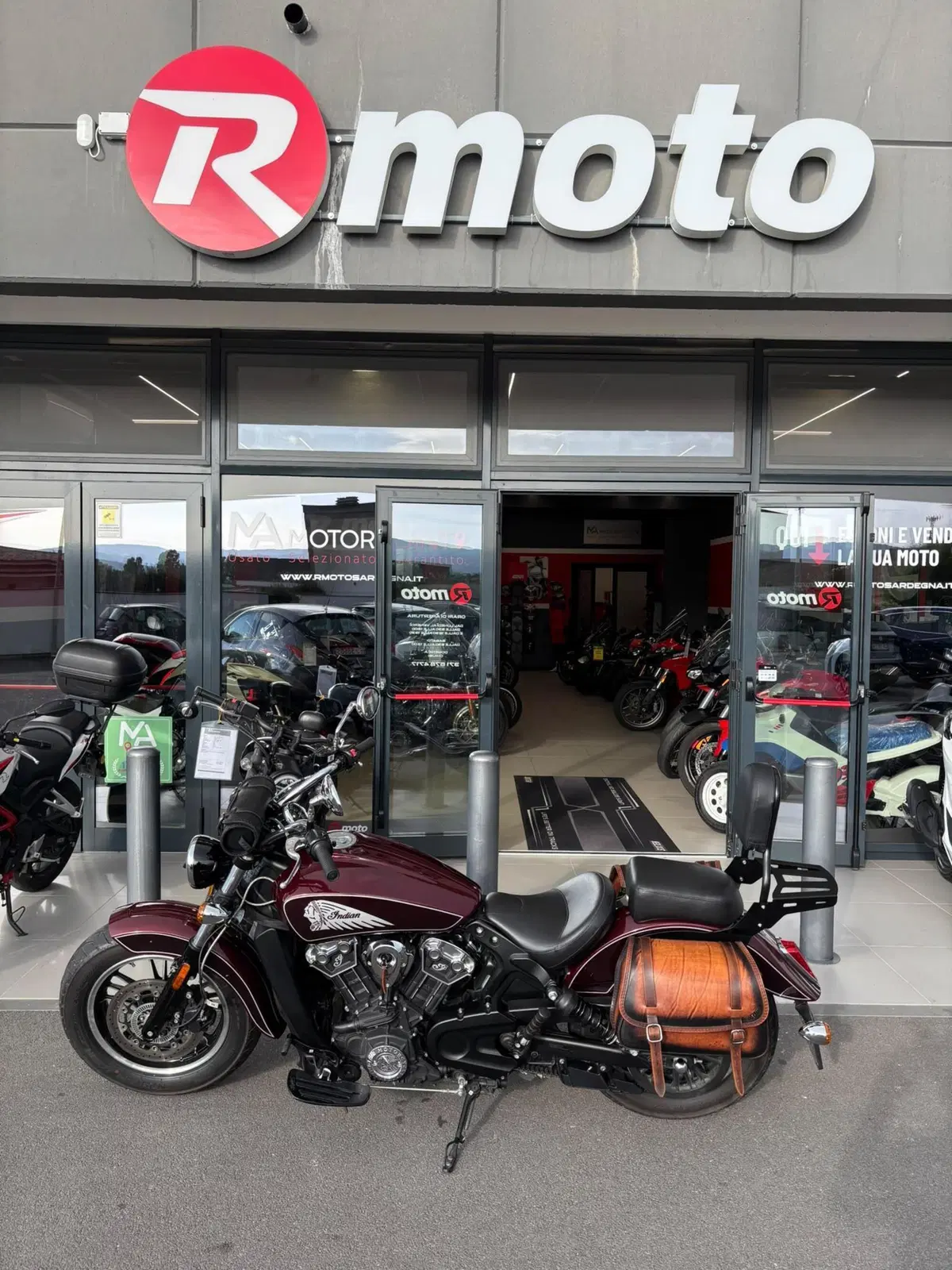 Indian Scout 1133 (2021 - 25) (2)