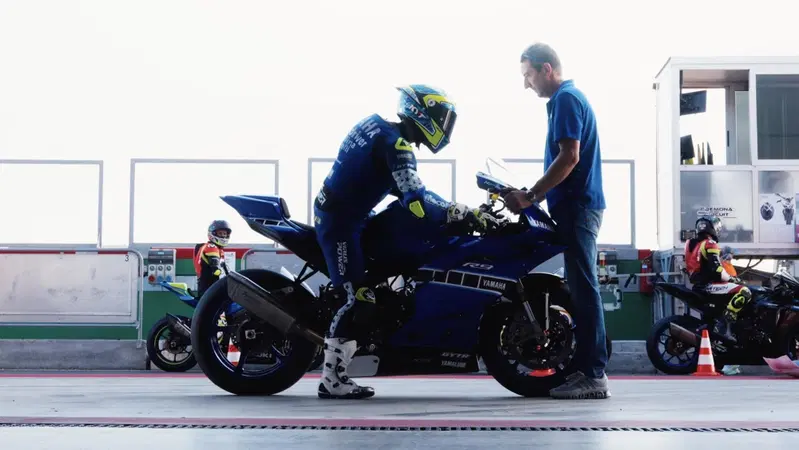Yamaha R9 Cup: nasce il trofeo con la tre cilindri che tutti vogliono guidare [GALLERY]