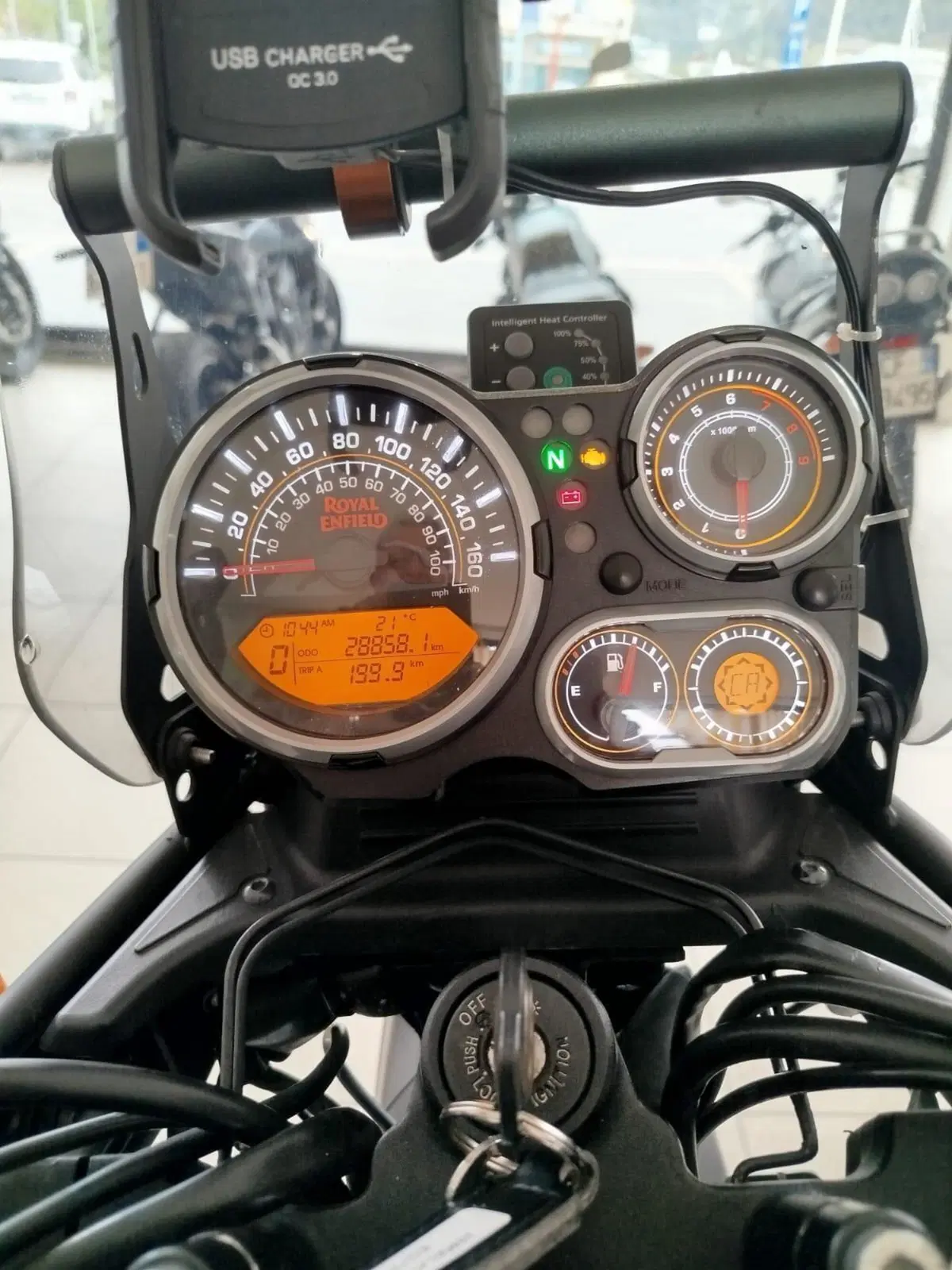 Royal Enfield Himalayan 411 (2017 - 20) (7)