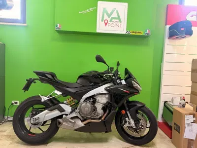 Aprilia Tuono 660 Factory (2022 - 24) usata