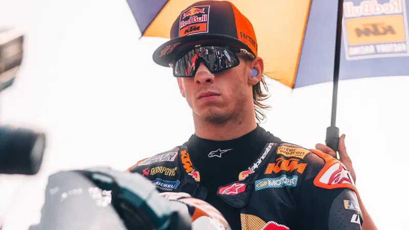 MotoGP, Pedro Acosta contro la regola sulla pressione delle gomme: 'È la più stupida del campionato'