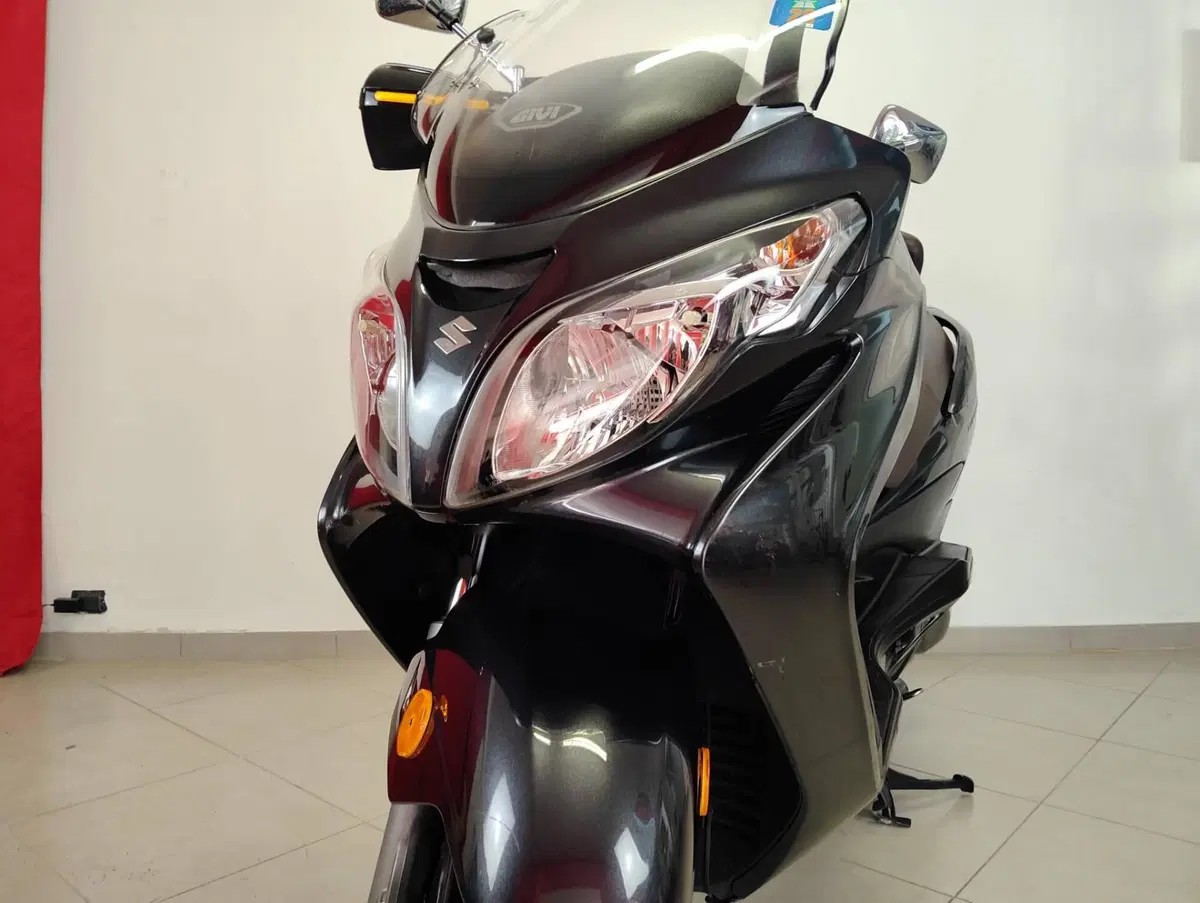 Suzuki Burgman AN 400 Limited Edition (2006 - 09) (2)