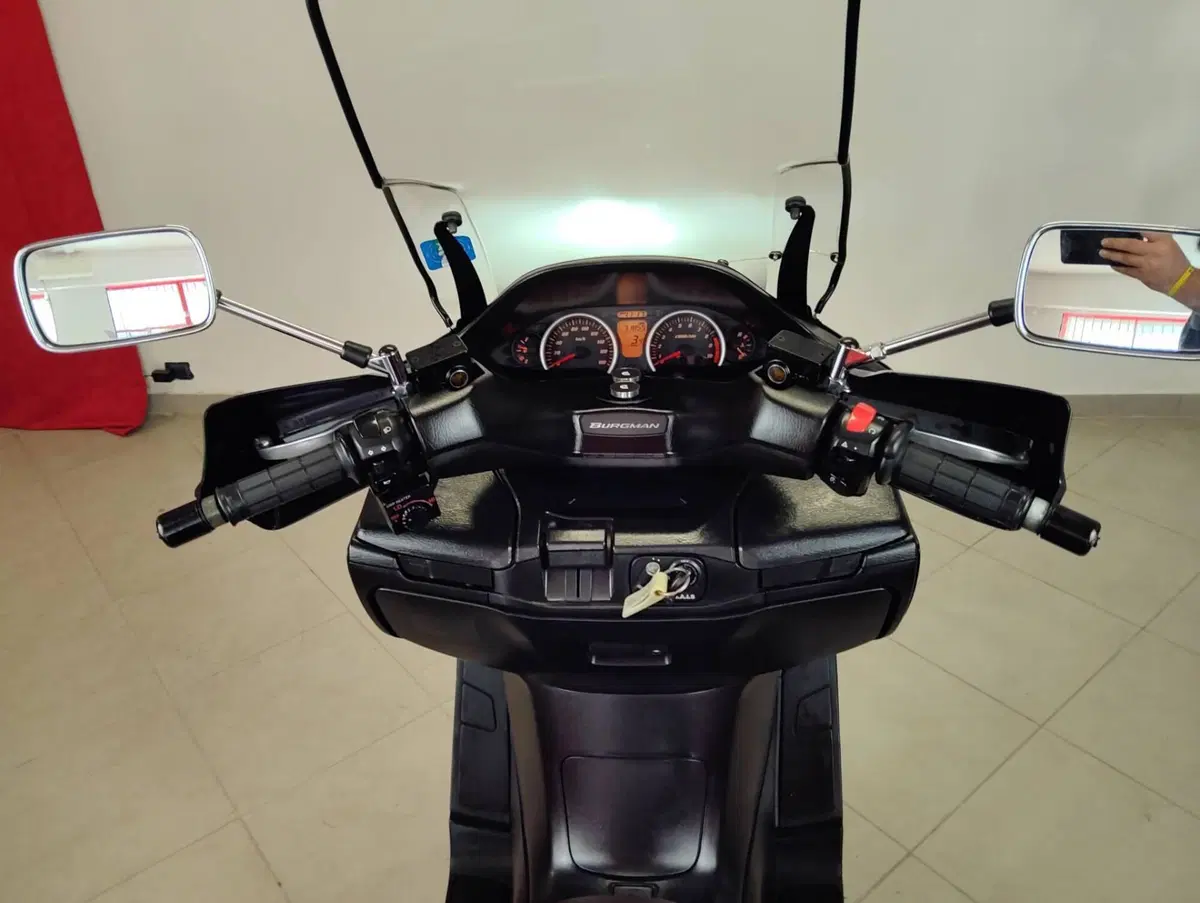 Suzuki Burgman AN 400 Limited Edition (2006 - 09) (5)