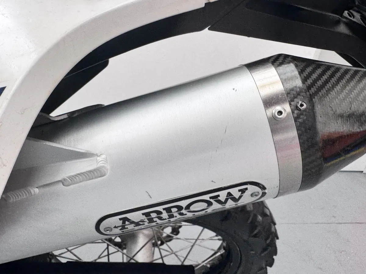 Husqvarna 701 Enduro (2017 - 19) (7)