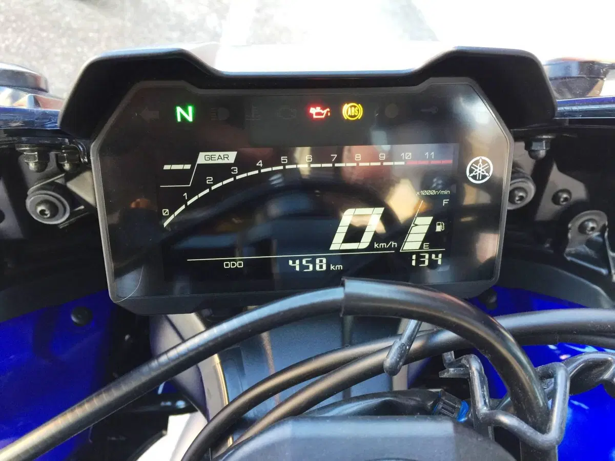 Yamaha YZF R7 (2021 - 25) (11)
