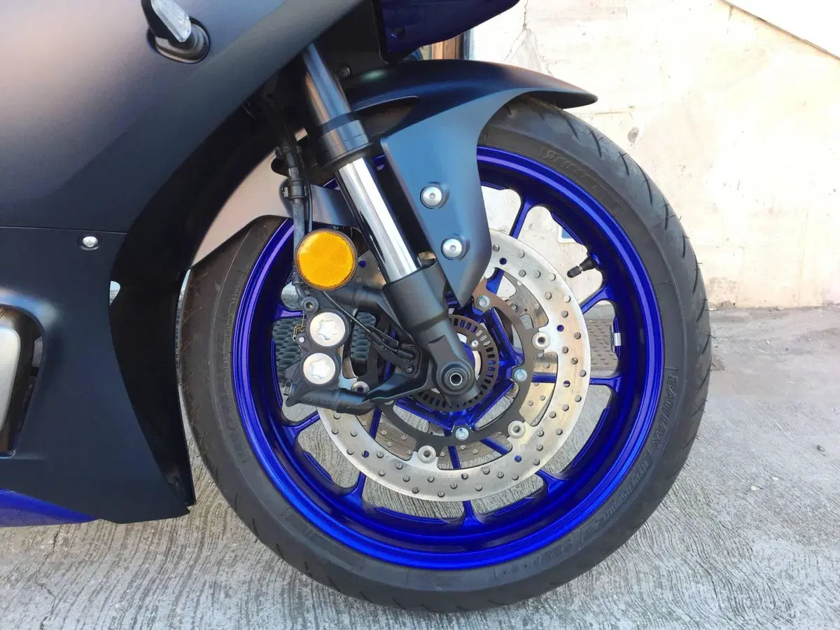 Yamaha YZF R7 (2021 - 25) (16)