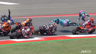 Moto2, David Alonso, ricovero e contusione polmonare dopo la bandiera rossa a Mandalika: 'Presto torneremo a dare gas in Australia' 