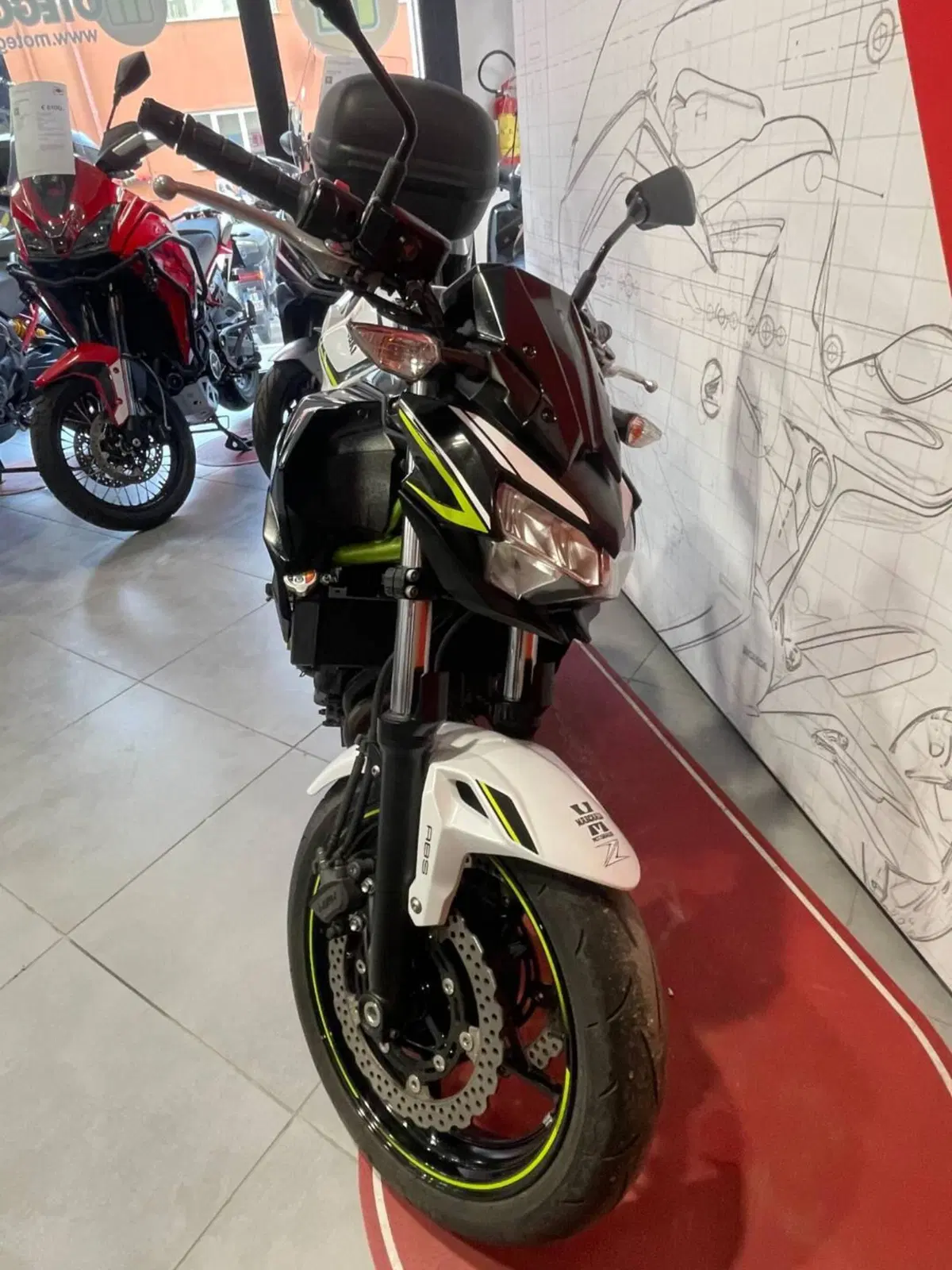 Kawasaki Z 650 (2020) (5)