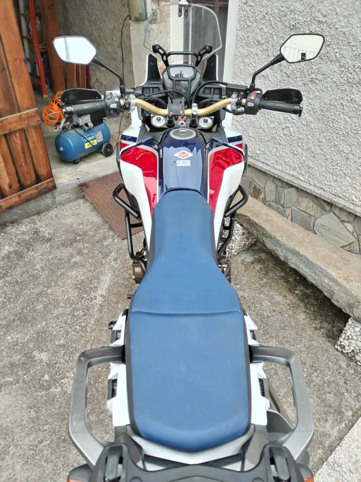 Honda Africa Twin CRF 1000L (2016 - 17) (9)