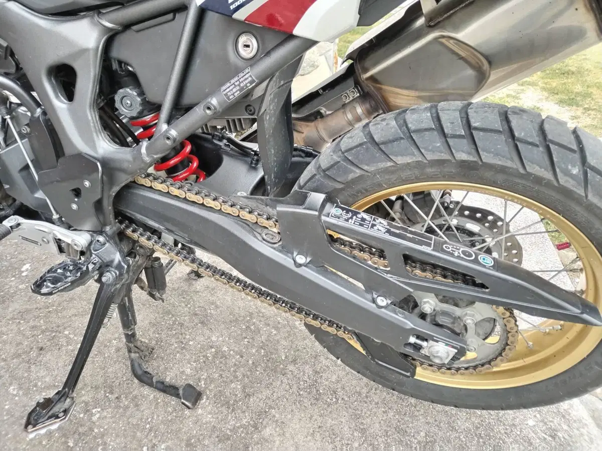 Honda Africa Twin CRF 1000L (2016 - 17) (7)