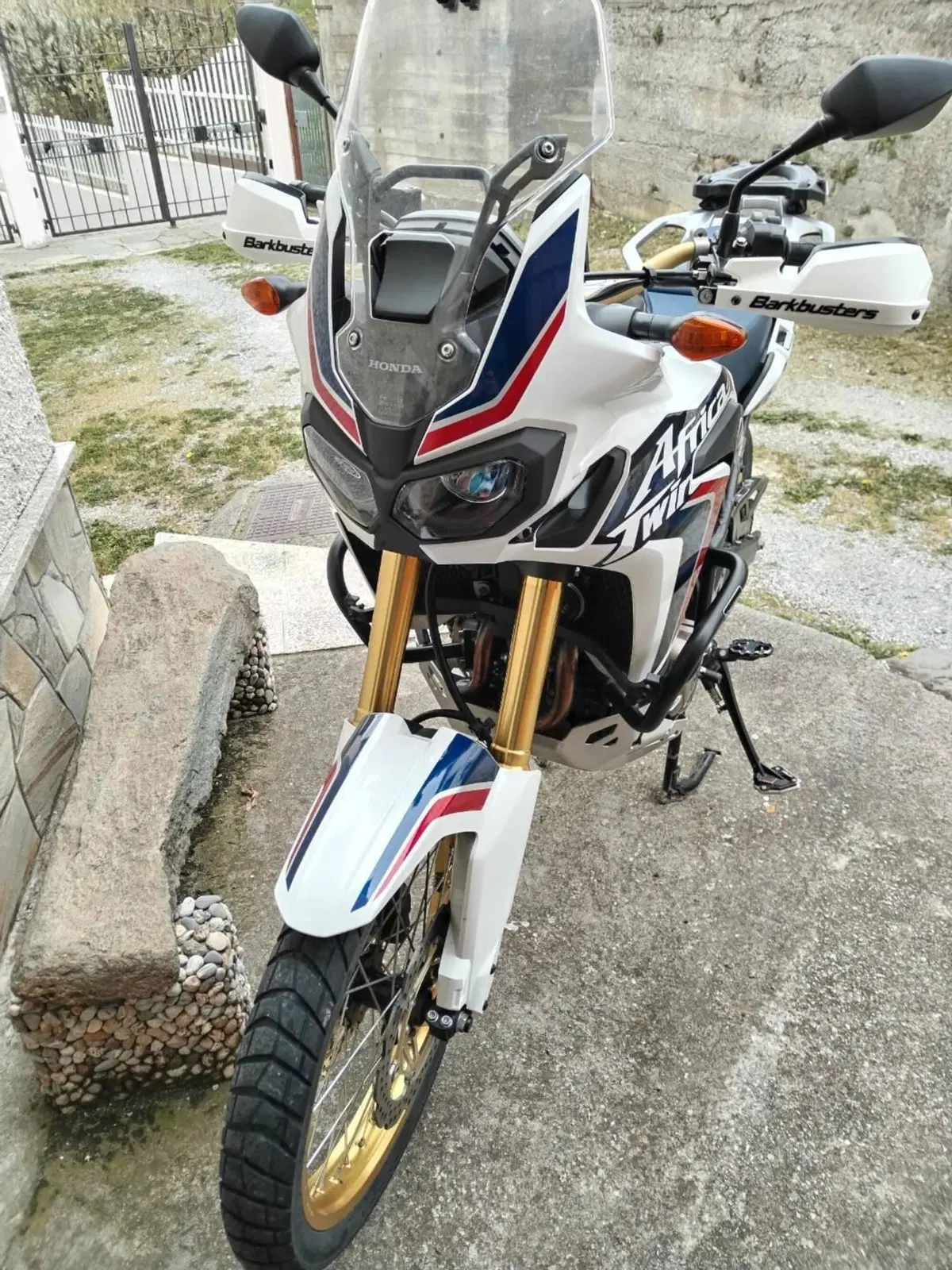 Honda Africa Twin CRF 1000L (2016 - 17) (3)
