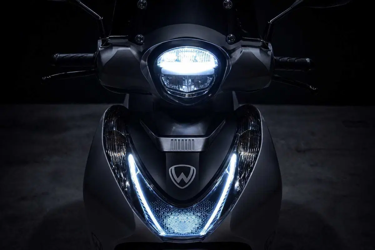 Wottan ONE 125: scooter accessoriato a 1.890 Euro [GALLERY] (13)