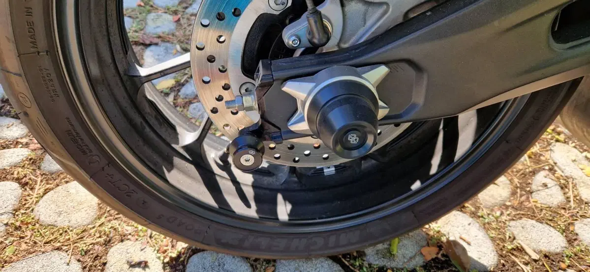 Yamaha MT-07 Pure (2023 - 25) (3)