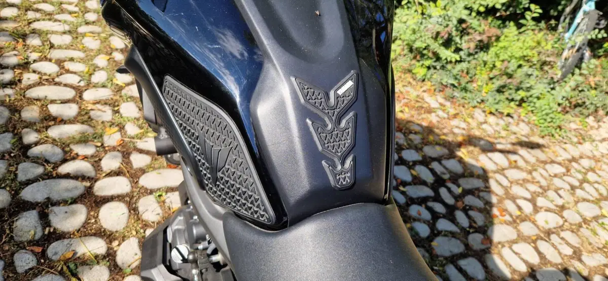 Yamaha MT-07 Pure (2023 - 25) (11)