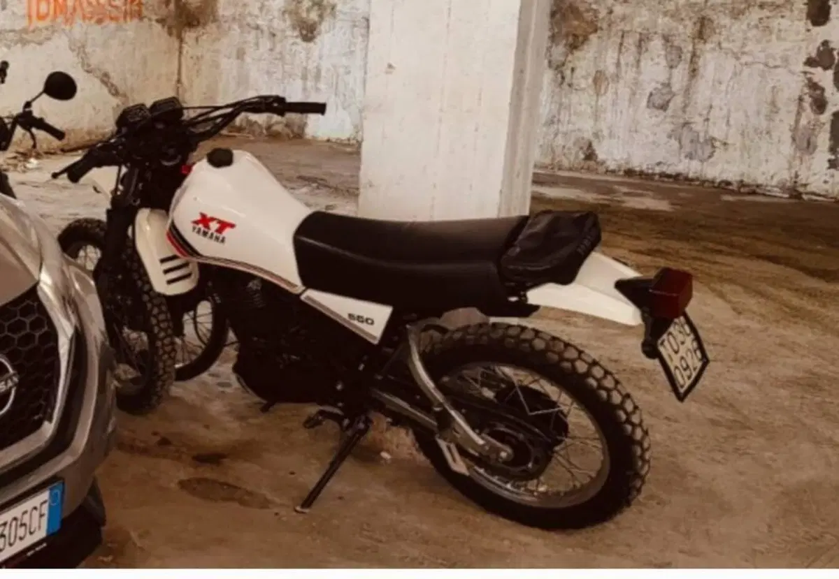 Yamaha Xt550 (3)