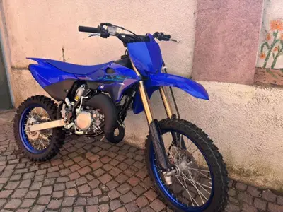 Yamaha YZ 85 (2025) usata