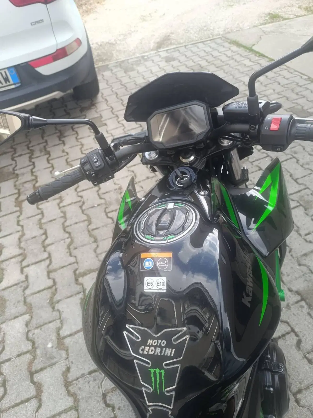 Kawasaki Z 650 (2025 - 27) (4)