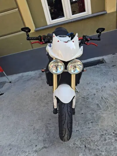Triumph Street Triple (2007 - 12) usata