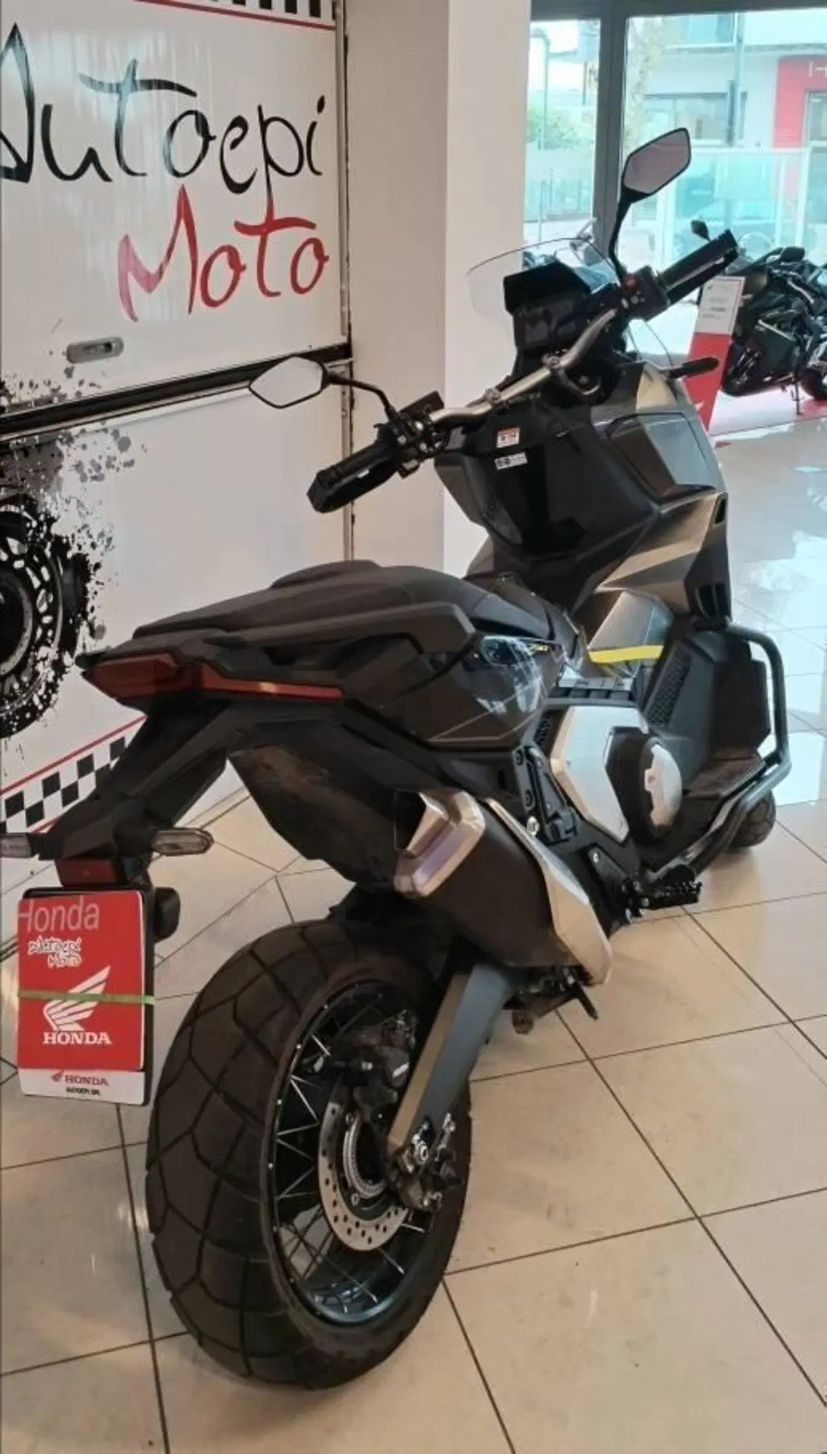 Honda X-ADV 750 DCT (2021 - 24) (5)