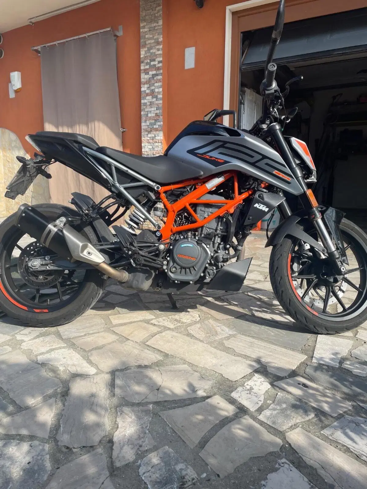 KTM 125 Duke (2021 - 23) (2)