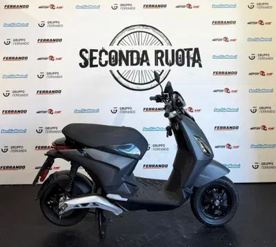 Piaggio 1 Active (2022 - 26) usata