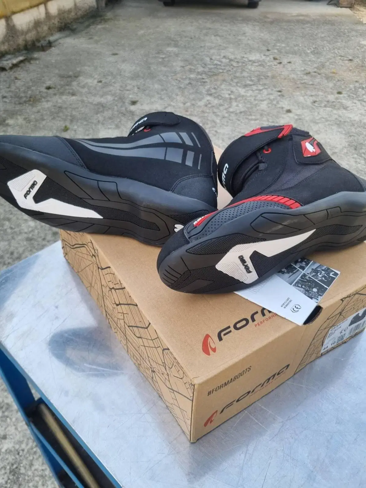 Scarpe da moto modello Forma Genesis taglia 44 (5)